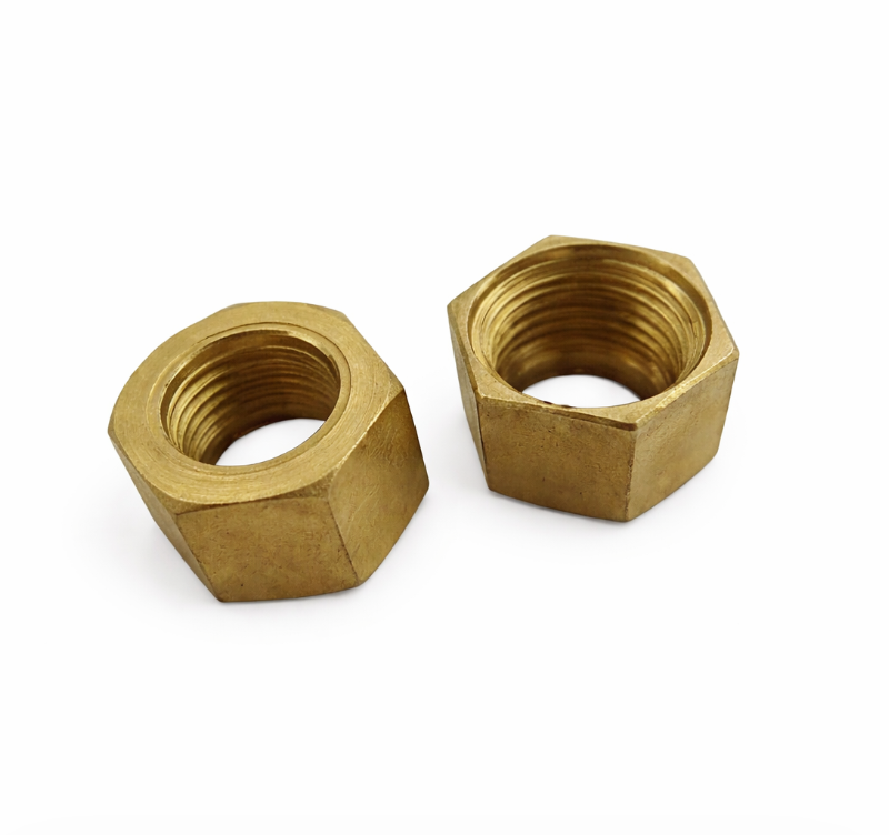 Yonilg‘i trubkasi gaykasi D=15x22mm